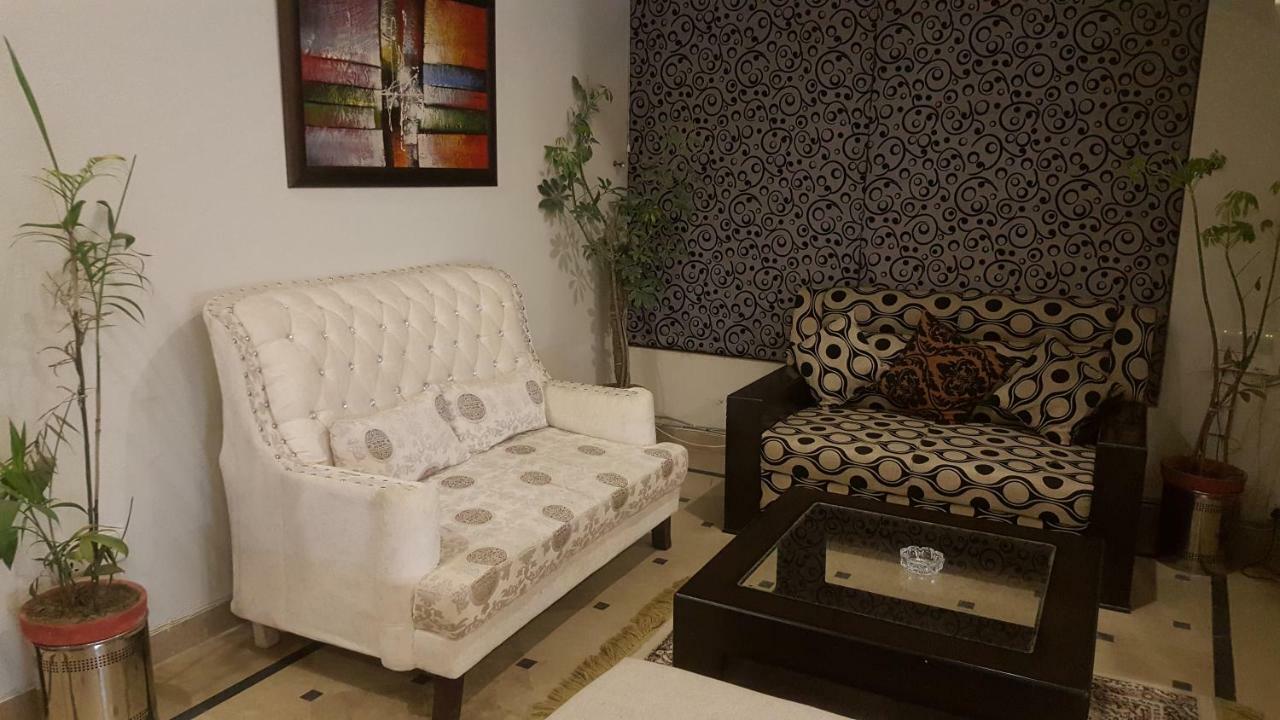 Mulberry Residence Luxury Rooms イスラマバード エクステリア 写真